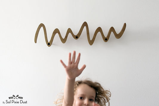 Wall Pegs and Racks - Zig Zag