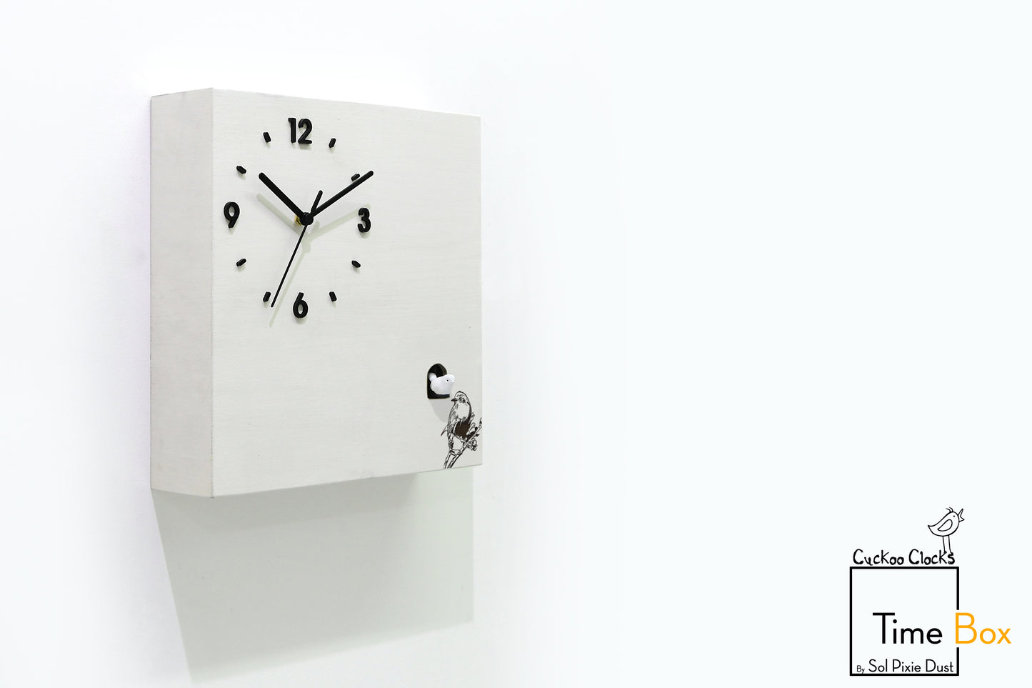 Time Box Modern Cuckoo Bird.  Cuckoo and Pendulum Wall Clock