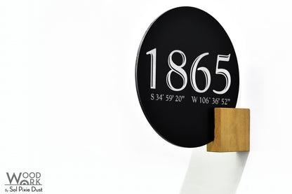 Aluminum (ACP) Address Signs with Solid Wood Mount