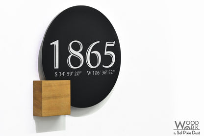 Aluminum (ACP) Address Signs with Solid Wood Mount