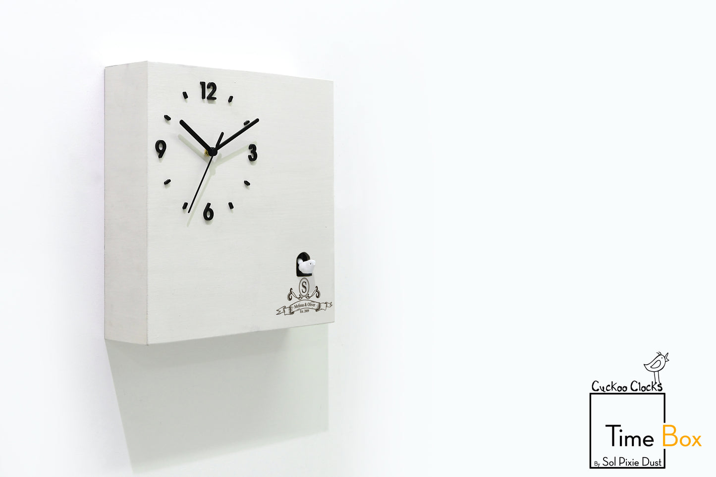 Time Box Modern Cuckoo Bird.  Cuckoo and Pendulum Wall Clock