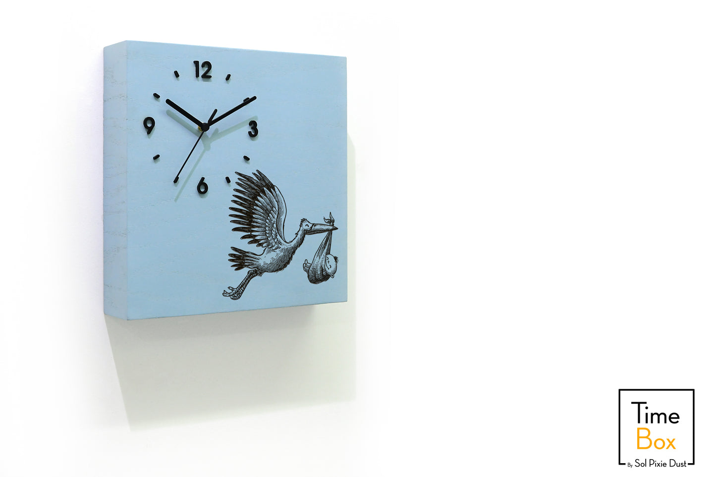 Time Box Modern Cuckoo Bird.  Cuckoo and Pendulum Wall Clock