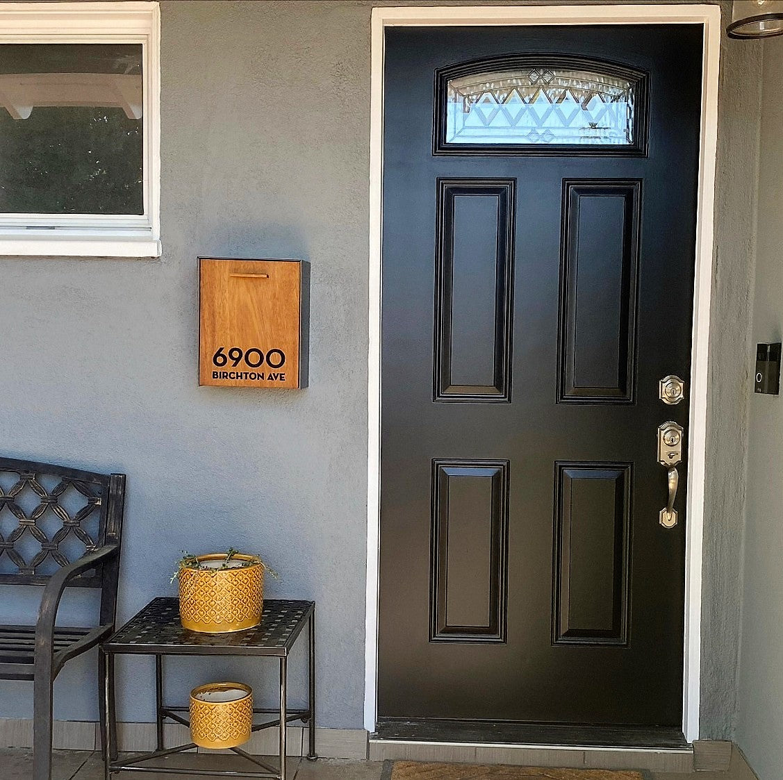 Modern Wall Mounted Mailbox Type 2