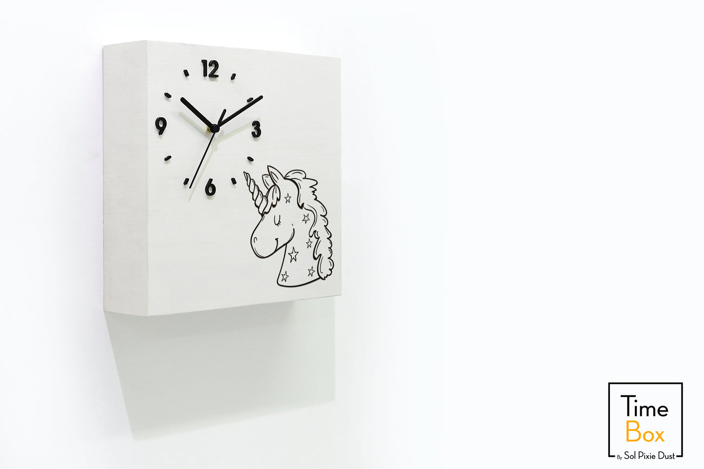 Time Box Modern Cuckoo Bird.  Cuckoo and Pendulum Wall Clock