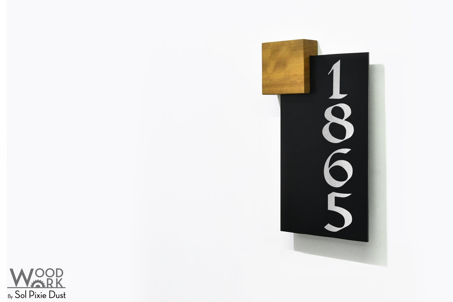 Aluminum (ACP) Address Signs with Solid Wood Mount
