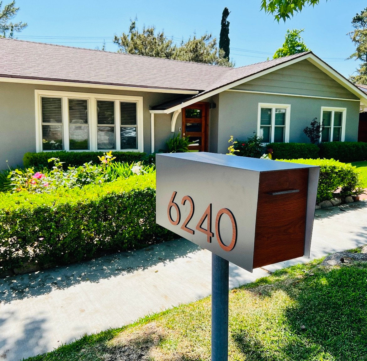 Modern Post Mounted Mailbox  - Contemporary Post Mounted Mailbox Type 4