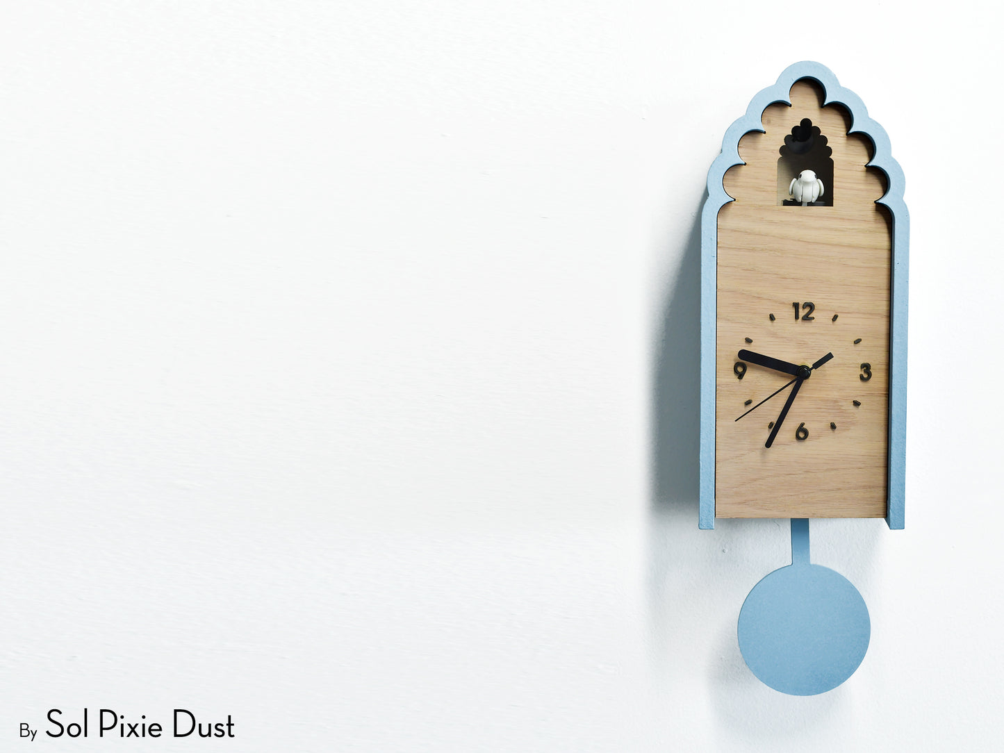 Multifoil Arch Cuckoo Clock – The Arch Series