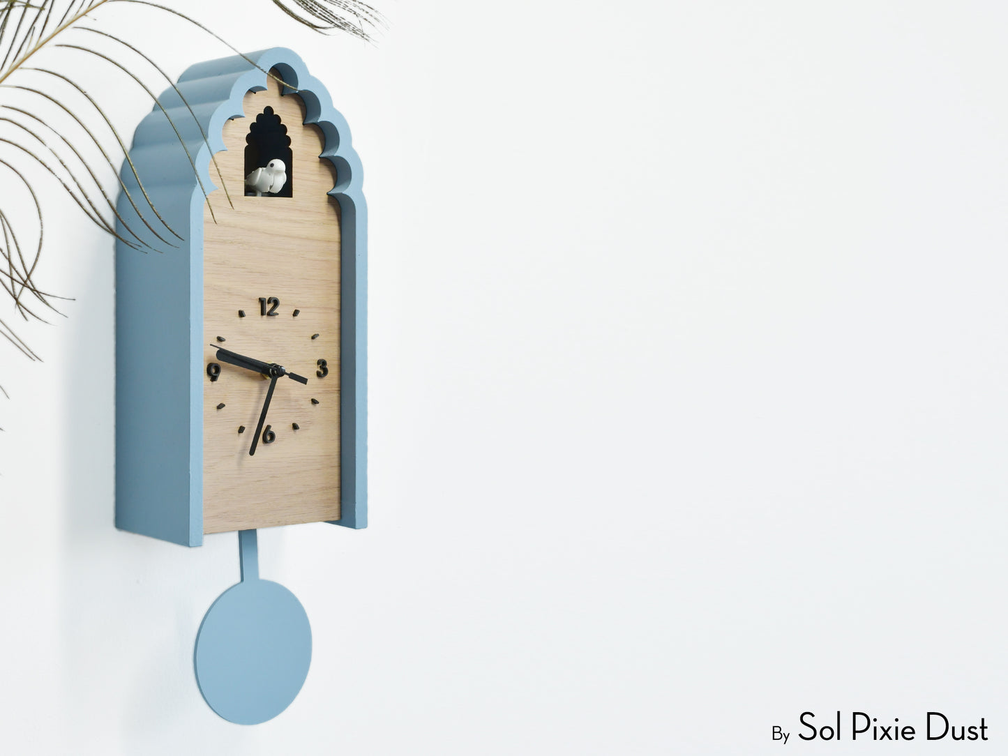 Multifoil Arch Cuckoo Clock – The Arch Series