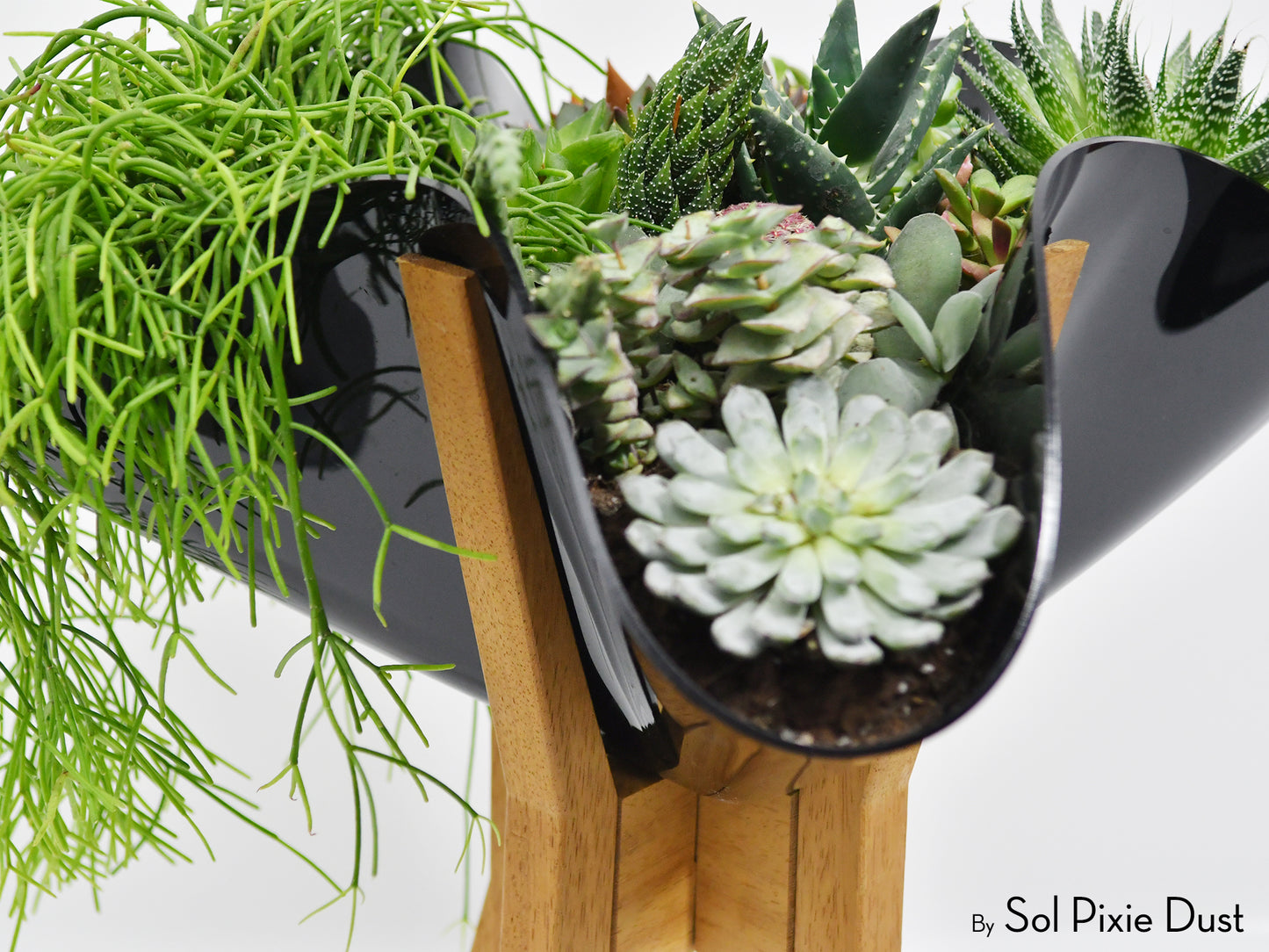 Modern Floor Planter with Wooden Legs