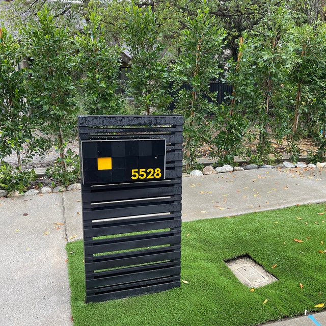 Modern Wall Mounted Mailbox Type 3