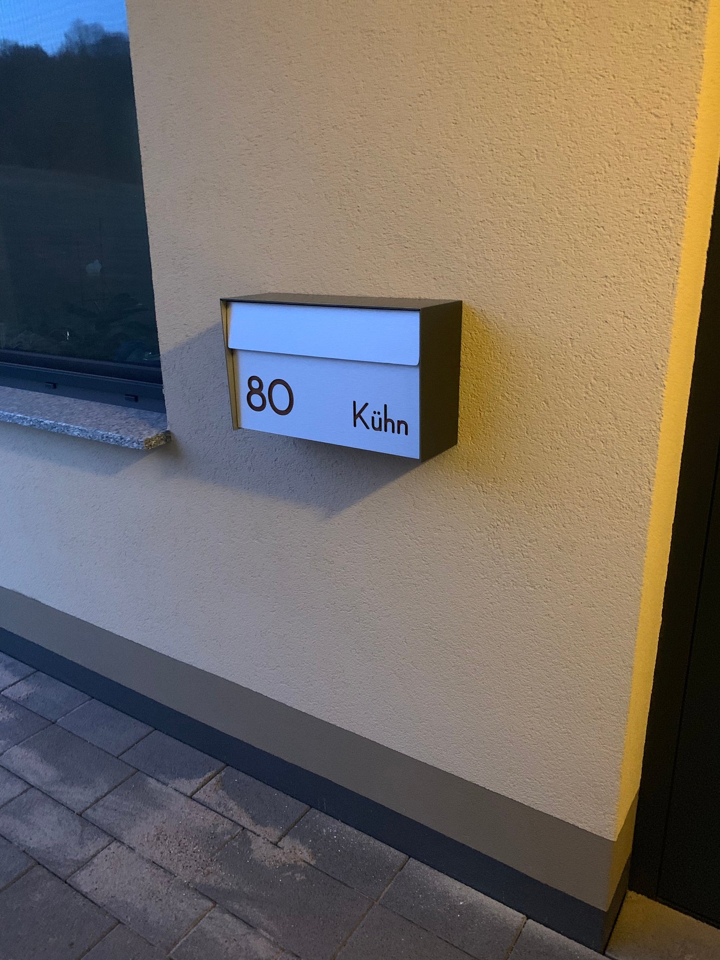 Modern Wall Mounted Mailbox Type 3