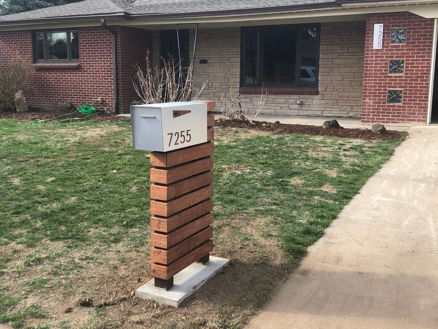 Modern Post Mounted Mailbox  - Contemporary Post Mounted Mailbox Type 4