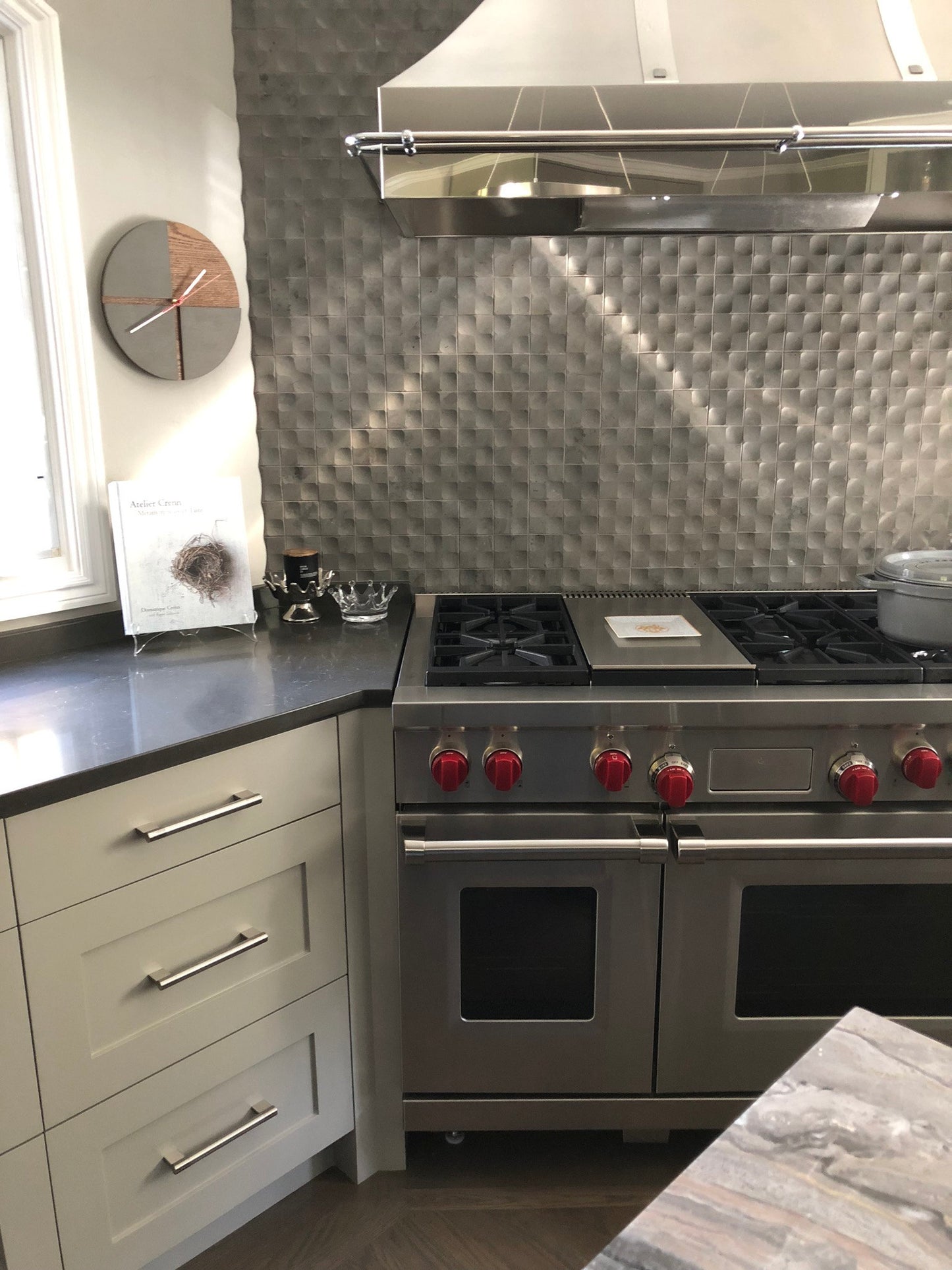 Concrete and Wood Wall Clocks Designs