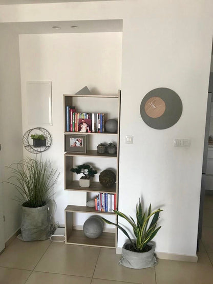 Concrete and Wood Wall Clocks Designs