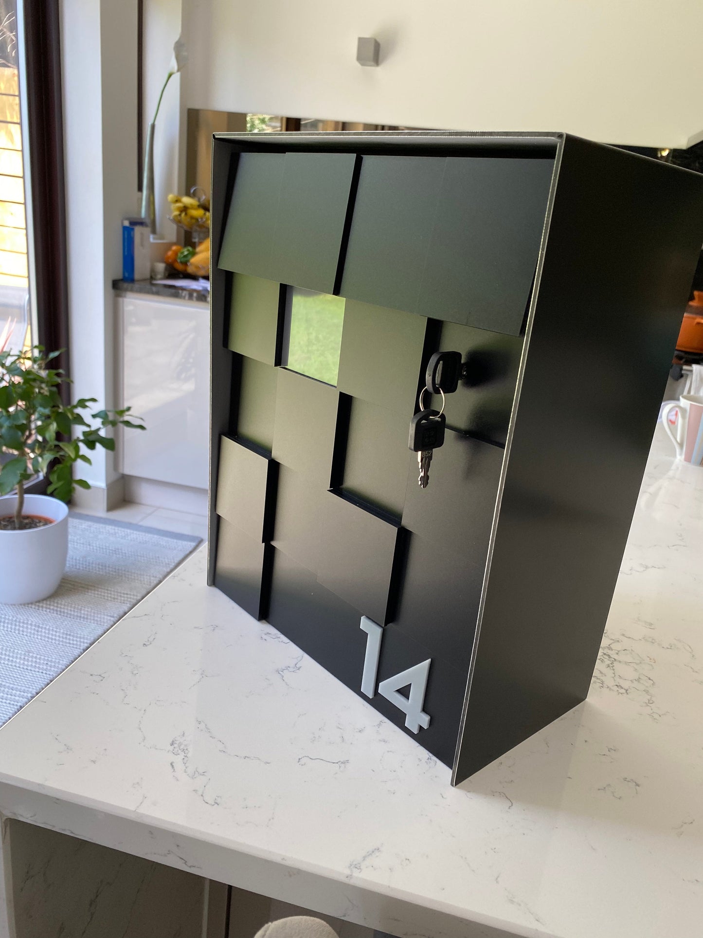 Modern Wall Mounted Mailbox Type 2