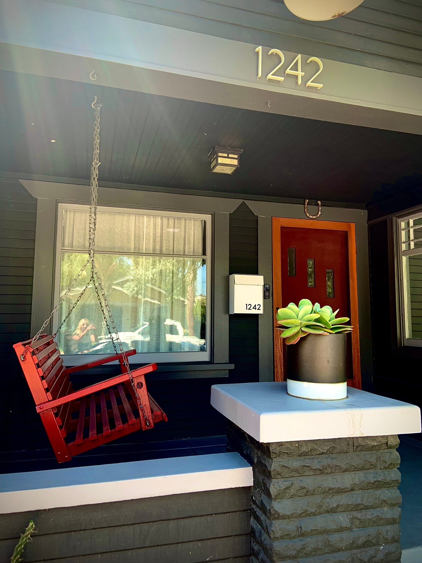 Modern Wall Mounted Mailbox Type 2