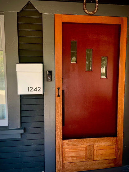 Modern Wall Mounted Mailbox Type 2