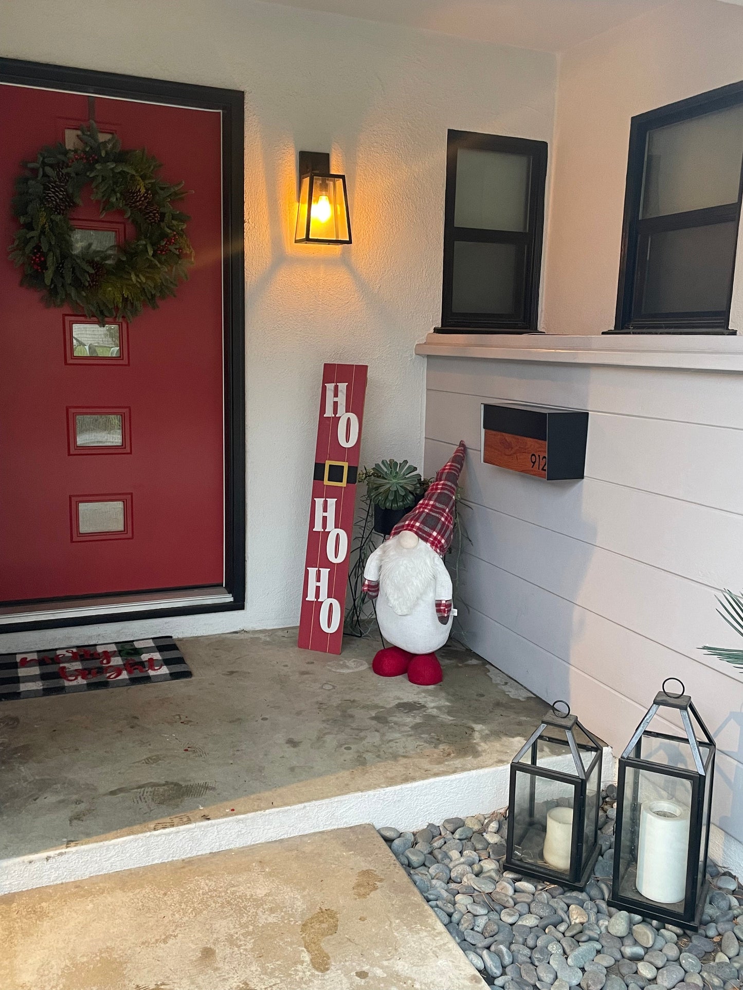 Modern Wall Mounted Mailbox Type 3