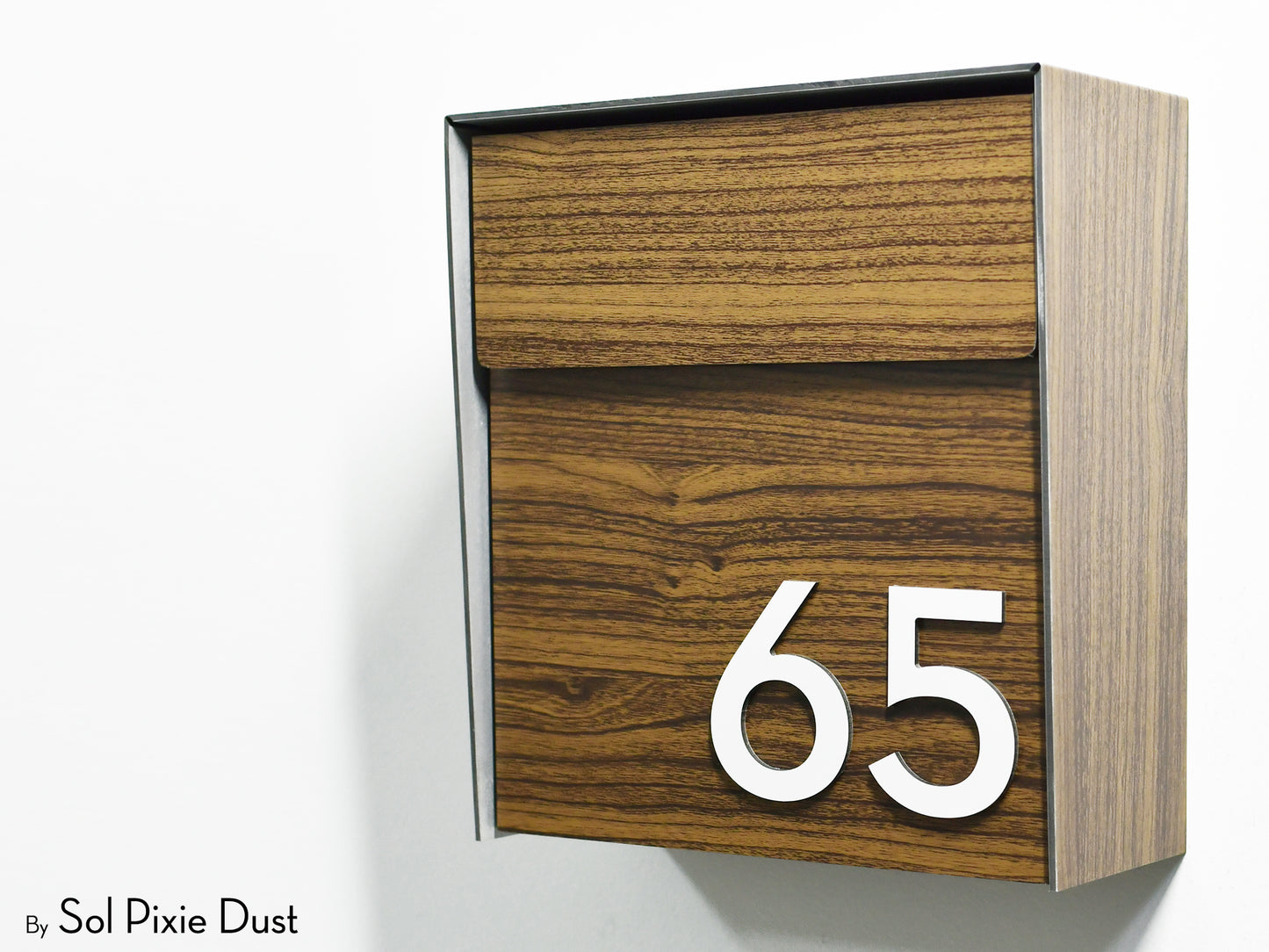 Modern Wall Mounted Mailbox Type 1 EU