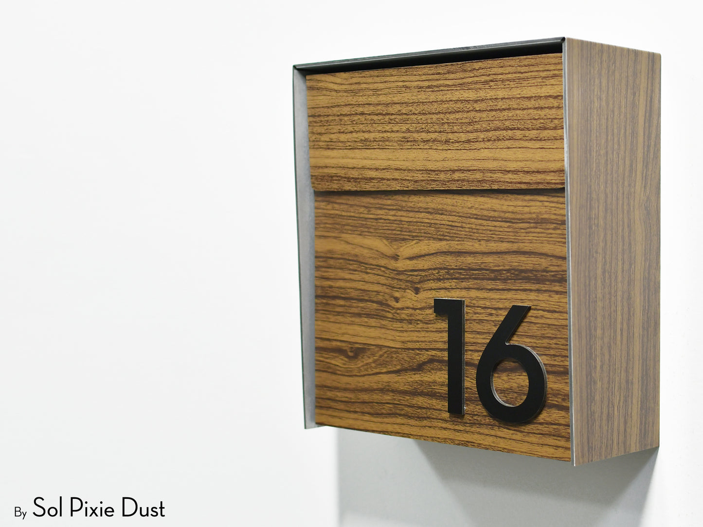 Modern Wall Mounted Mailbox Type 1 EU