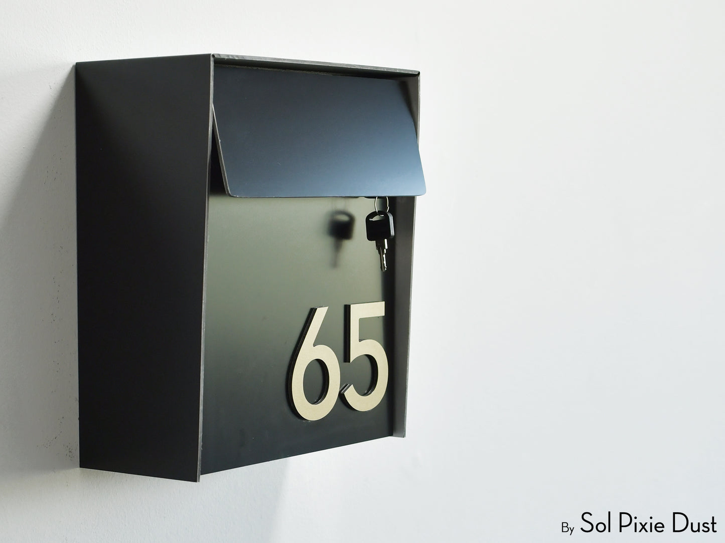 Modern Wall Mounted Mailbox Type 1 EU