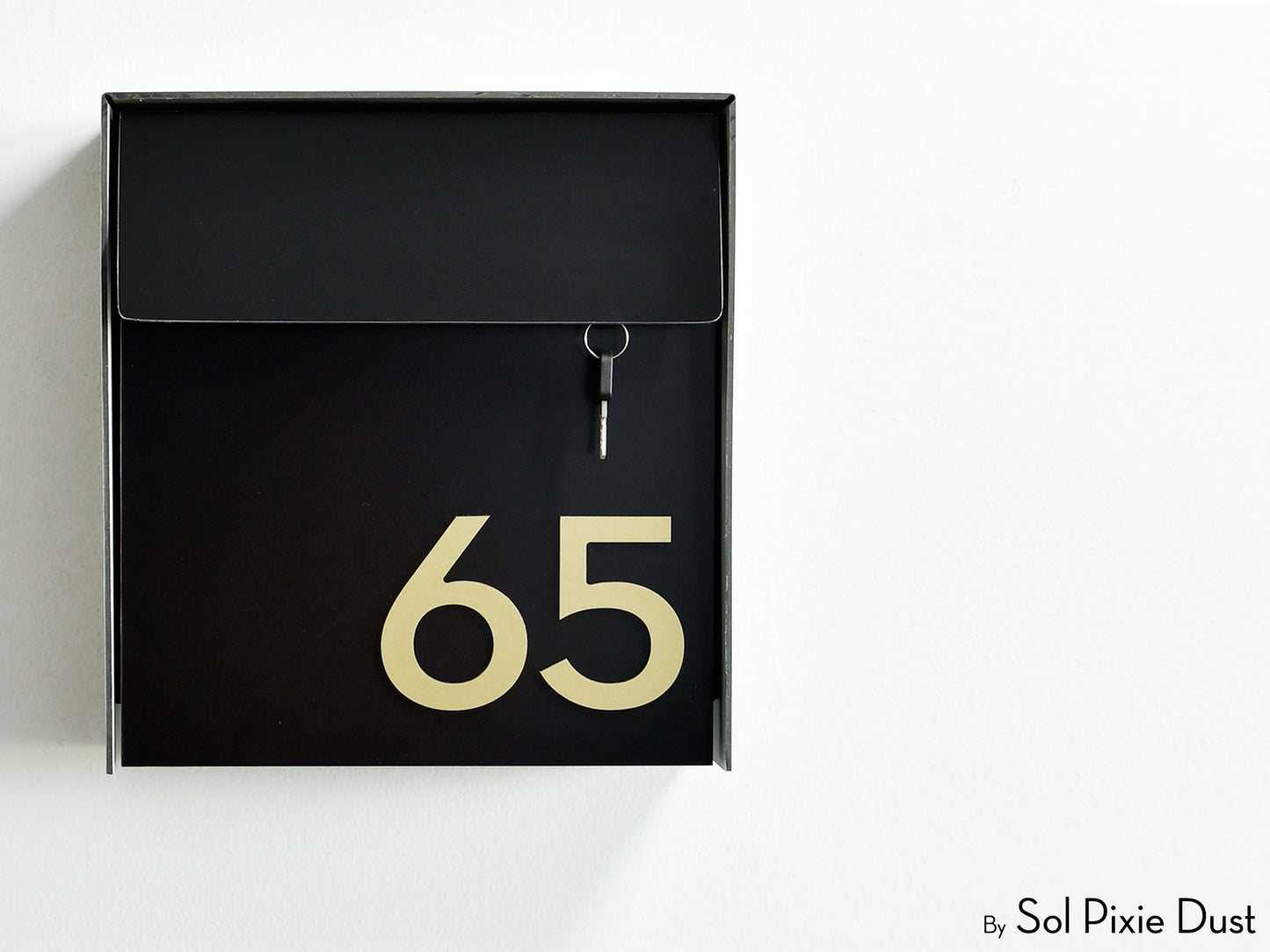 Modern Wall Mounted Mailbox Type 1 EU