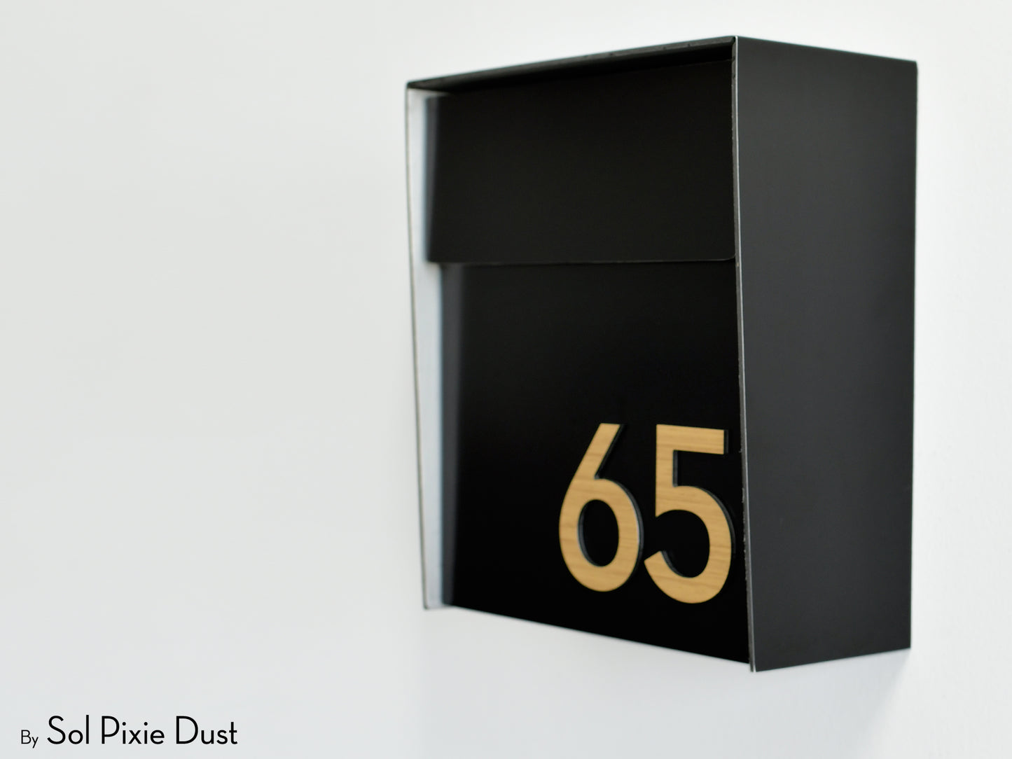 Modern Wall Mounted Mailbox Type 1 EU