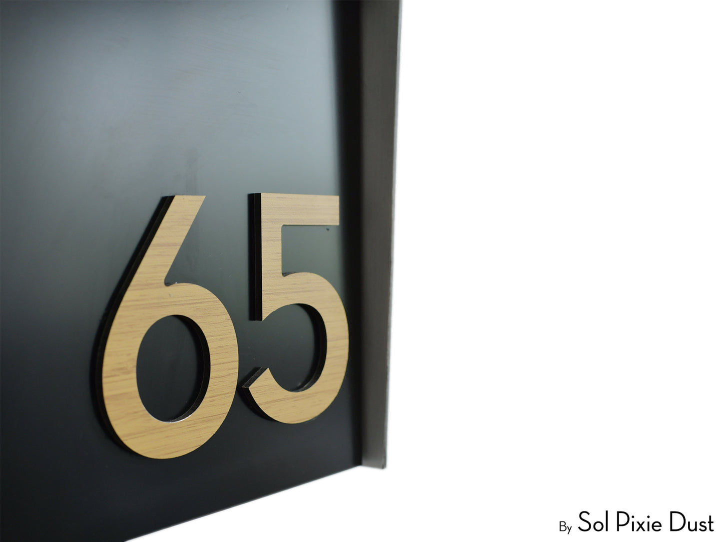 Modern Wall Mounted Mailbox Type 1 EU