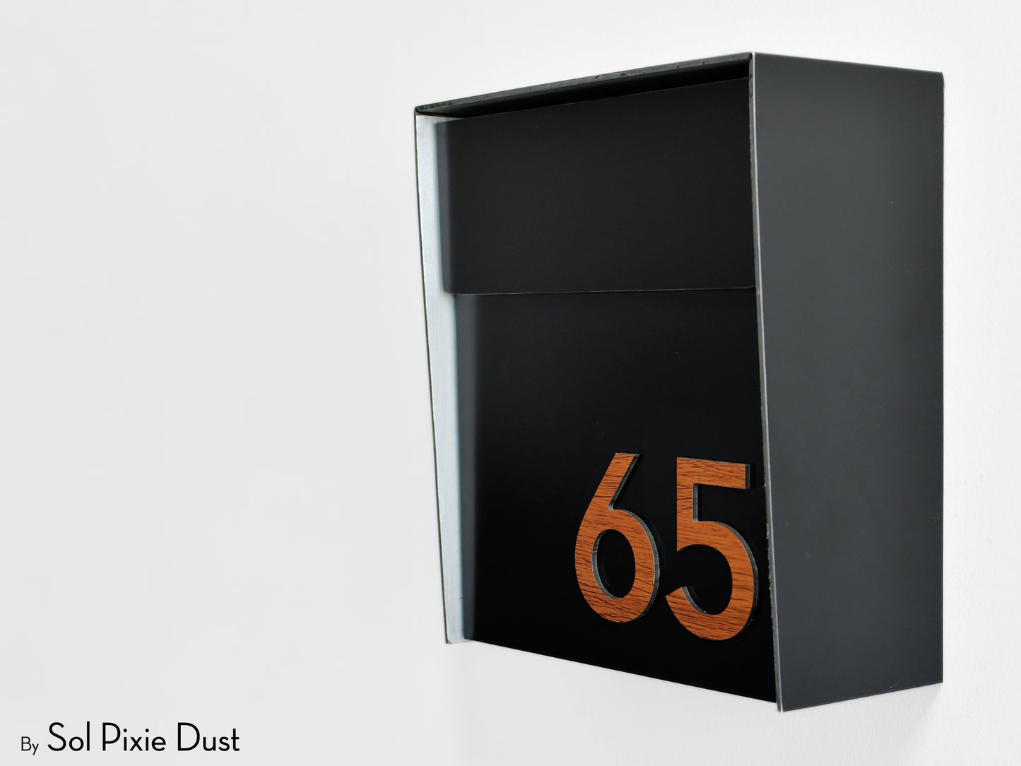 Modern Wall Mounted Mailbox Type 1 EU