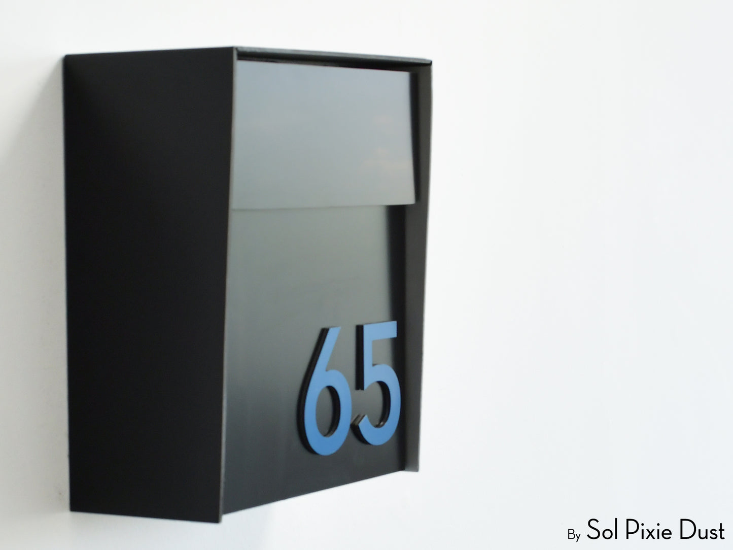 Modern Wall Mounted Mailbox Type 1 EU