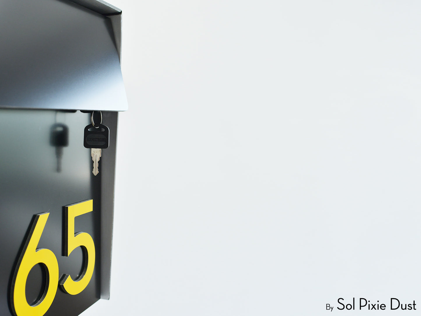 Modern Wall Mounted Mailbox Type 1 EU