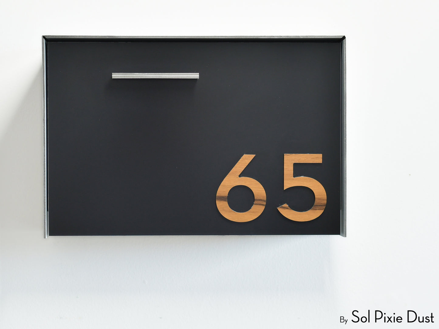 Modern Wall Mounted Mailbox Type 3 EU