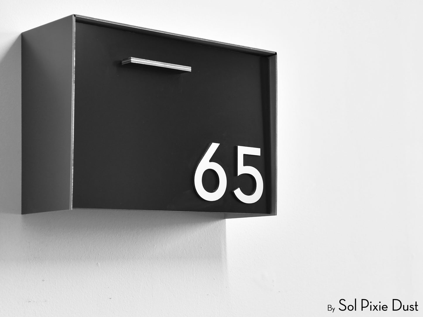Modern Wall Mounted Mailbox Type 3 EU